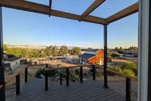 10718 S 580 E, Sandy, UT 84070 - Photo 25