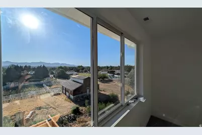 10718 S 580 E, Sandy, UT 84070 - Photo 17