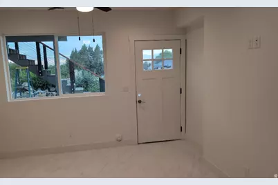 10718 S 580 E, Sandy, UT 84070 - Photo 23