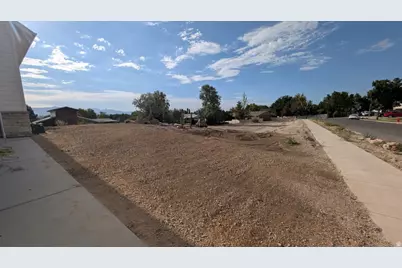 10718 S 580 E, Sandy, UT 84070 - Photo 41