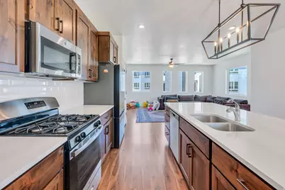 526 S 900 W, American Fork, UT 84003 - Photo 7