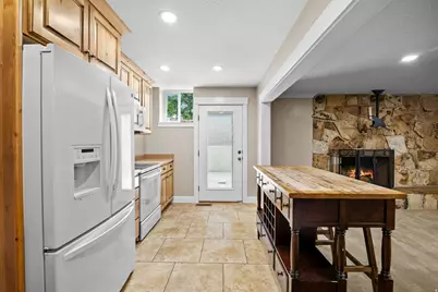 553 W 750 S, Orem, UT 84058 - Photo 35