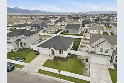 1573 E Lynx Ln, Eagle Mountain, UT 84005 - Photo 13