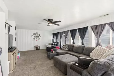 270 S 360 W, Tooele, UT 84074 - Photo 19
