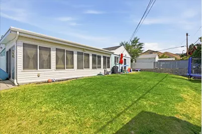 270 S 360 W, Tooele, UT 84074 - Photo 7