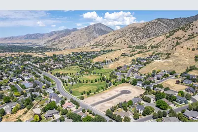 1488 Red Fox Ct #6, Logan, UT 84321 - Photo 5
