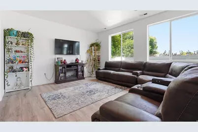 3856 S 2915 W, West Haven, UT 84401 - Photo 3