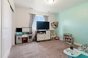 3856 S 2915 W, West Haven, UT 84401 - Photo 17