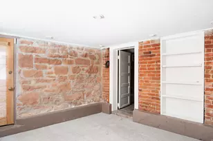 38 S 1000 E, Salt Lake City, UT 84102 - Photo 19
