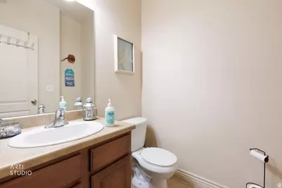 14597 S Pebble Rose Dr, Herriman, UT 84096 - Photo 11