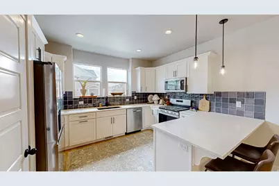 989 N Wayne Dr, Saratoga Springs, UT 84045 - Photo 3