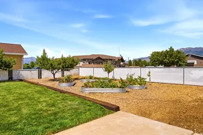 2028 W 5125 S, Roy, UT 84067 - Photo 23