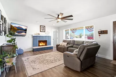 2028 W 5125 S, Roy, UT 84067 - Photo 5