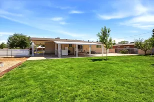 2028 W 5125 S, Roy, UT 84067 - Photo 25