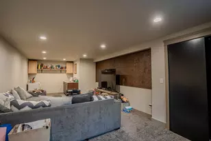 325 W 160 N, Clearfield, UT 84015 - Photo 21