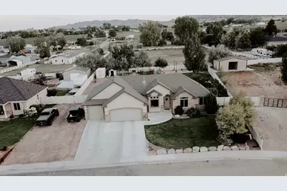 1695 W 1400 S, Vernal, UT 84078 - Photo 3