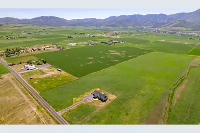 2695 W 6400 S #7, Wellsville, UT 84339 - Photo 15