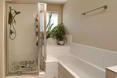 4821 S Bitter Root Dr, Taylorsville, UT 84129 - Photo 13