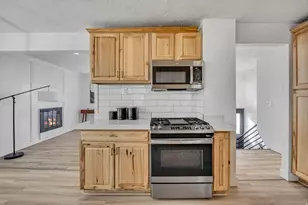1119 E 10600 S, Sandy, UT 84094 - Photo 11