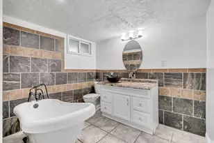 1119 E 10600 S, Sandy, UT 84094 - Photo 23