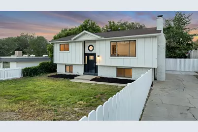 1119 E 10600 S, Sandy, UT 84094 - Photo 3