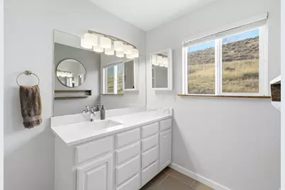 7103 W Klorissa Pl, Herriman, UT 84096 - Photo 11