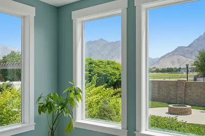 10216 N Riverside Ln, Highland, UT 84003 - Photo 33