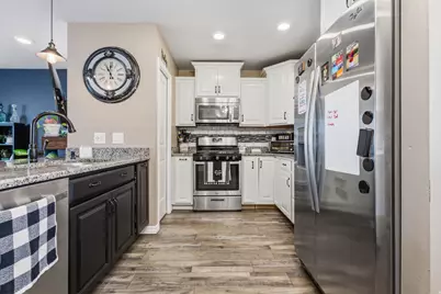 697 W 3 O'Clock Dr S, Tooele, UT 84074 - Photo 11