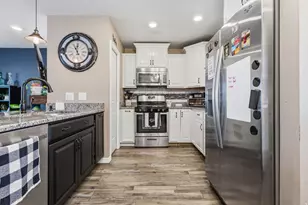 697 W 3 O'Clock Dr S, Tooele, UT 84074 - Photo 11