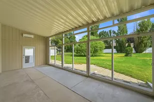 445 E 200 N, Kaysville, UT 84037 - Photo 29