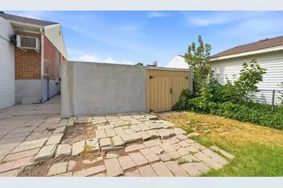 445 E 200 N, Kaysville, UT 84037 - Photo 31