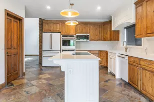 8766 E Daybreaker Dr, Park City, UT 84098 - Photo 9