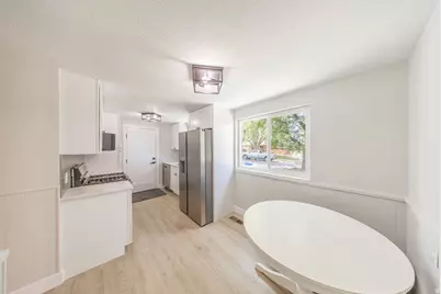 2273 S 200 E, Bountiful, UT 84010 - Photo 9