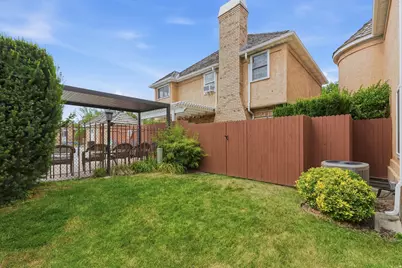 4521 S Countrylane Rd, Salt Lake City, UT 84117 - Photo 45