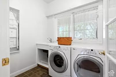 2821 N 200 W, North Ogden, UT 84414 - Photo 35