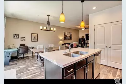10522 S Topview Rd W, South Jordan, UT 84009 - Photo 3