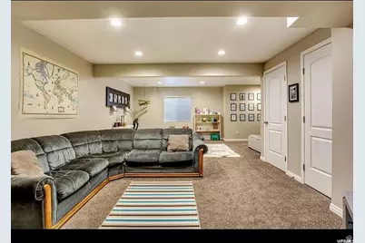 10522 S Topview Rd W, South Jordan, UT 84009 - Photo 15