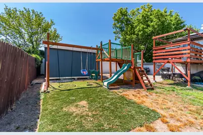 1647 W 8295 S, West Jordan, UT 84088 - Photo 23