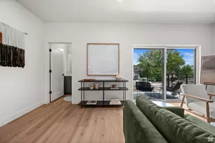 549 E Warnock Ave S, Salt Lake City, UT 84106 - Photo 9