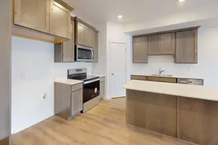 765 N Pheasantbrook Dr, Centerville, UT 84014 - Photo 11