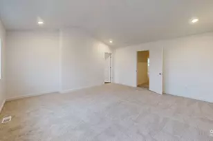 765 N Pheasantbrook Dr, Centerville, UT 84014 - Photo 33