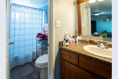 1147 W Linda Vista Dr S, West Valley, UT 84119 - Photo 13