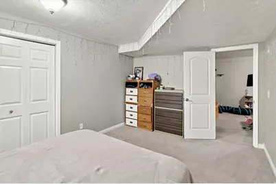 1013 S 200 W, Orem, UT 84058 - Photo 31