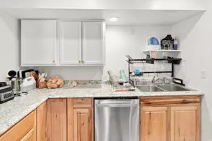 1013 S 200 W, Orem, UT 84058 - Photo 43