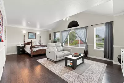 1013 S 200 W, Orem, UT 84058 - Photo 3