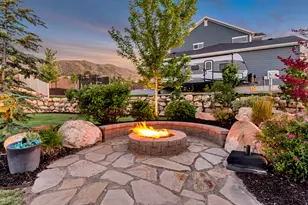 524 E Rockwell Vis, Draper, UT 84020 - Photo 3