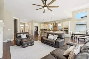 524 E Rockwell Vis, Draper, UT 84020 - Photo 17