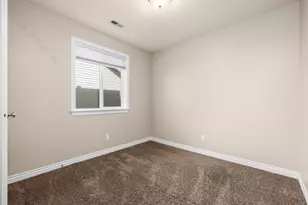 347 W Indian Camp Rd N, Ogden, UT 84404 - Photo 17