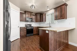 347 W Indian Camp Rd N, Ogden, UT 84404 - Photo 7