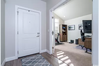 473 S Short Horse Ln #B, Saratoga Springs, UT 84045 - Photo 9